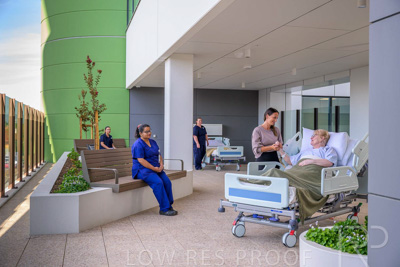 May 2024 / TQEH_Level_1_ICU_External_Patient_Balcony_240514_042