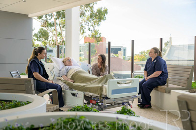 May 2024 / TQEH_Level_1_ICU_External_Patient_Balcony_240514_011