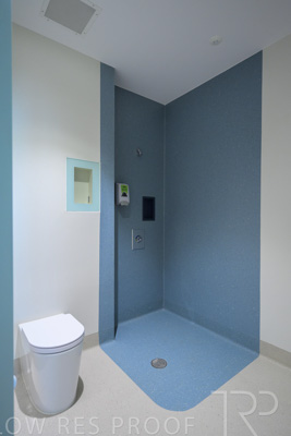 September 2025 / TQEH-MH-Bathroom-1-1__Z8C7515