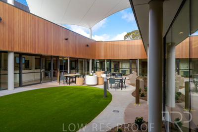 September 2025 / TQEH-MH-Courtyard-1-2__Z8C7859