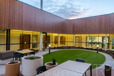 September 2025 / TQEH-MH-Courtyard-1-6__Z8C8154