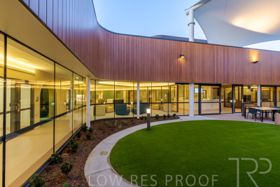 September 2025 / TQEH-MH-Courtyard-1-6__Z8C8169