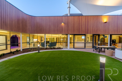 September 2025 / TQEH-MH-Courtyard-1-6__Z8C8174