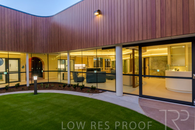 September 2025 / TQEH-MH-Courtyard-1-6__Z8C8179