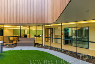 September 2025 / TQEH-MH-Courtyard-2__Z9C6029