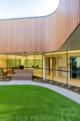 September 2025 / TQEH-MH-Courtyard-2__Z9C6032