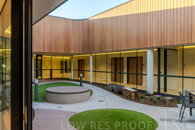 September 2025 / TQEH-MH-Courtyard-2__Z9C6088