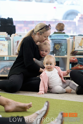 May 2019 / WRIGLE_AND_READ_706