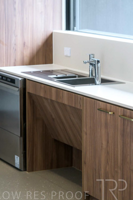 November 2023 / Tiwu-Kumangka-Blackwood-231124-_85E1027