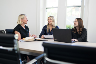 February 2023 / FAM-LAW-TEAM_230206_011