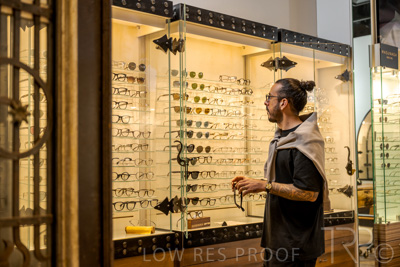 May 2022 / OPT-SHOP-220503-076