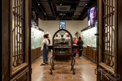 May 2022 / OPT-SHOP-220503-122