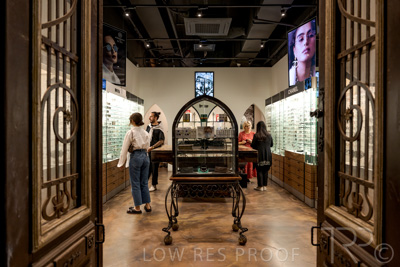 May 2022 / OPT-SHOP-220503-123