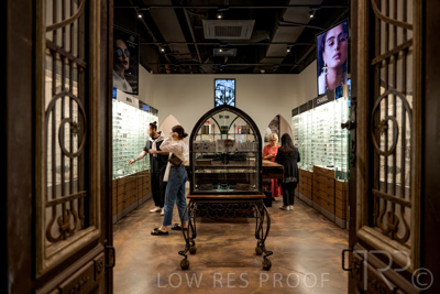 May 2022 / OPT-SHOP-220503-140