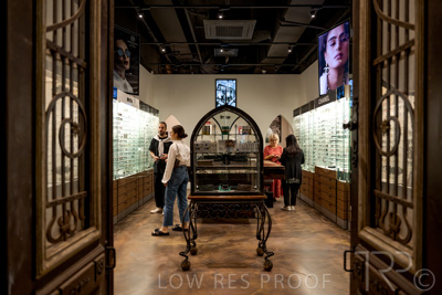 May 2022 / OPT-SHOP-220503-143