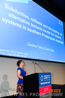 DEM_DISCOVERY_191128_217