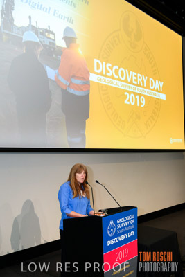 DEM_DISCOVERY_191128_484