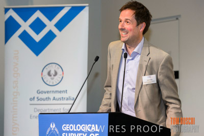 DEM_DISCOVERY_191128_844