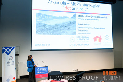 DEM_DISCOVERY_191128_943