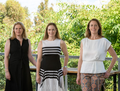 December 2021 / SASHA-PIPA-ZOE_211201_019