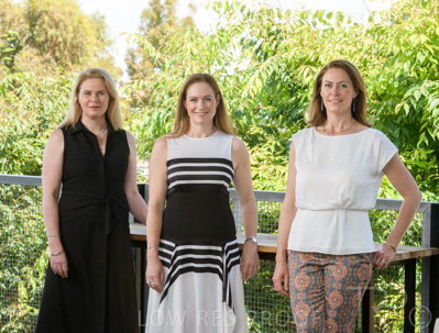 December 2021 / SASHA-PIPA-ZOE_211201_029