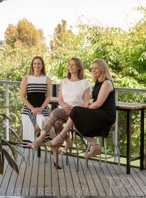 December 2021 / SASHA-PIPA-ZOE_211201_070