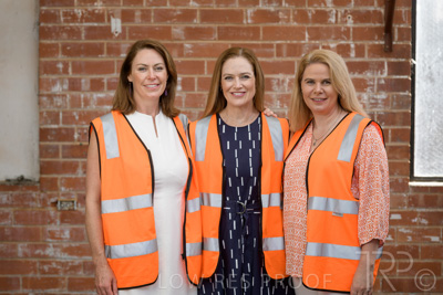 December 2021 / SASHA-PIPA-ZOE_211201_089