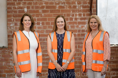 December 2021 / SASHA-PIPA-ZOE_211201_096