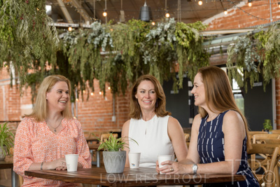 December 2021 / SASHA-PIPA-ZOE_211201_102