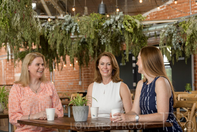 December 2021 / SASHA-PIPA-ZOE_211201_104