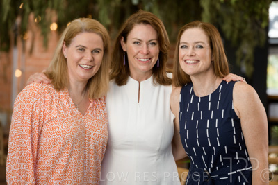 December 2021 / SASHA-PIPA-ZOE_211201_122