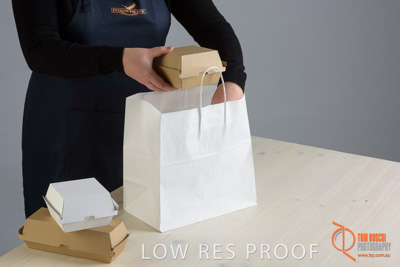 October 2018 / FD_02_PTH_WHITE_01_181004