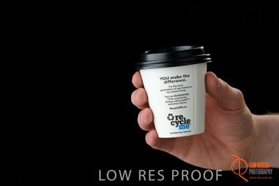 October 2018 / RECYCLE_ME_SMALL_HAND_181004_002