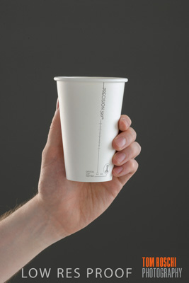 March 2019 / PREC_CUP_320ml_IN_HAND_011