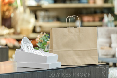 March 2021 / PAPERPACK_210318_010