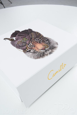 September 2021 / Q903P1778-CAMILLA-PREMIUM-GIFTBOX-XLarge_08
