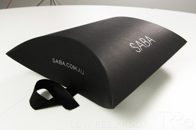 September 2021 / Q903P1818-SABA-PILLOW-BOX_detail_03