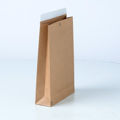 February 2022 / B663S0010_010