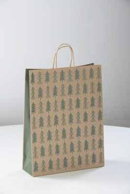 August 2022 / C210S0405-GARLAND_001