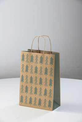 August 2022 / C493S0400-GARLAND_002