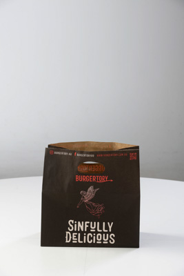 August 2022 / C040P0426_BURGERTORY-BAG-SMALL_003