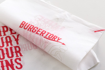 August 2022 / G603P7034_BURGERTORY-SERVIETTE_010