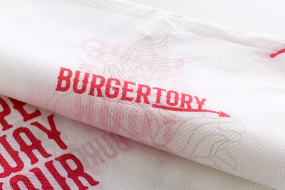 August 2022 / G603P7034_BURGERTORY-SERVIETTE_012