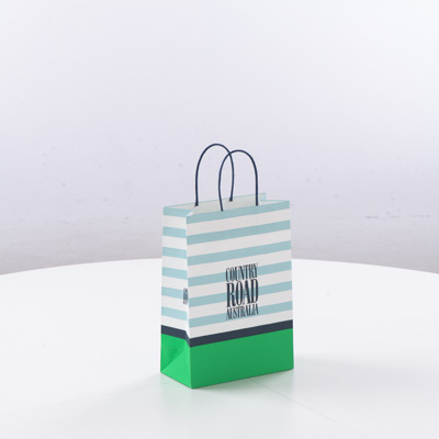 October 2022 / C637P0006-COUNTRY-ROAD-SMALL-01-2