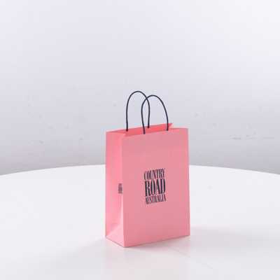 October 2022 / C637P0007-COUNTRY-ROAD-SMALL-01