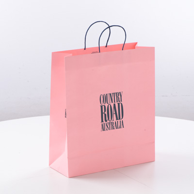 October 2022 / C954P0532-COUNTRY-ROAD-LARGE-01