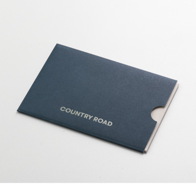 October 2022 / Q903P1292_Country_road_gift_card_holder-004