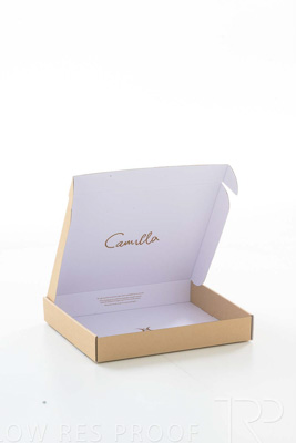 November 2023 / M920P0575-Camilla-Box-1