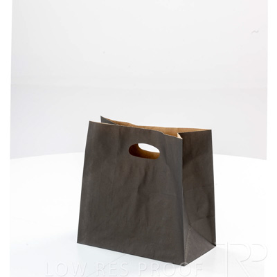 July 2023 / C040S0029-Small-D-Bag_230704_031