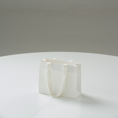 February 2024 / C234S0001-Premium-Satchel-WH-CAM-RAW_240226-_Z8C6567